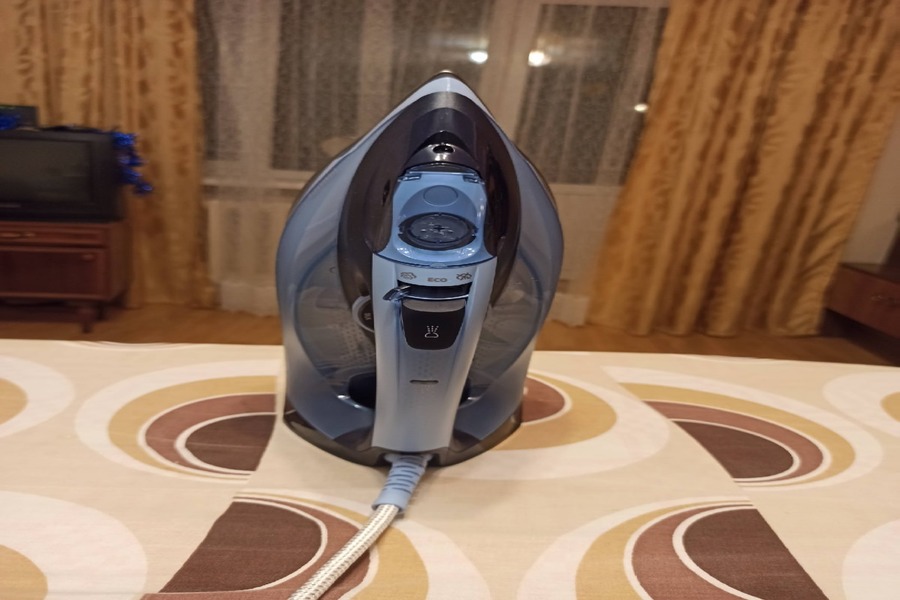 Обзор на утюг Philips Azur GC4564/20 Обзоры пользователей