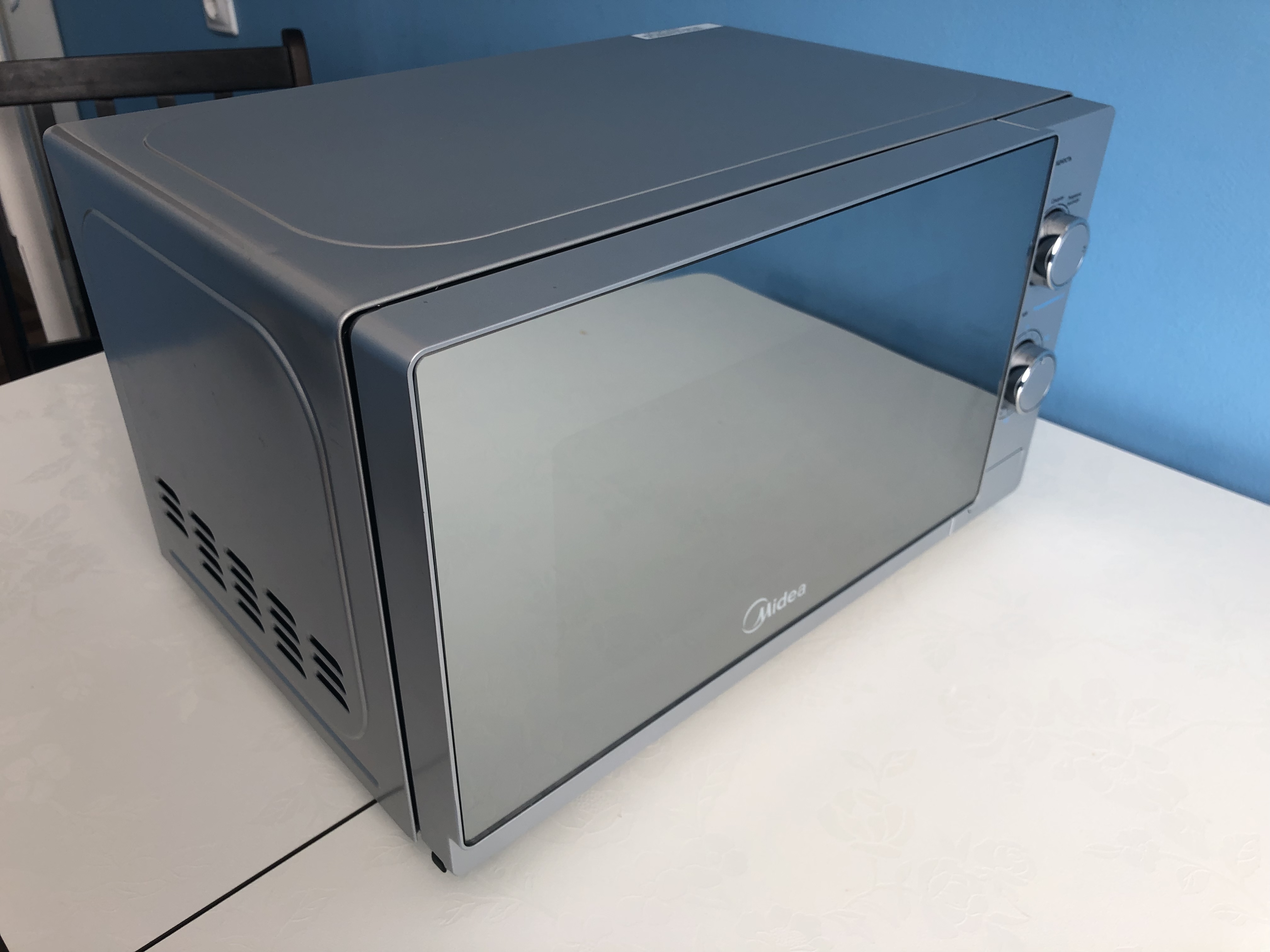 Обзор на микроволновую печь Midea модель MM720C4E-S Обзоры пользователей
