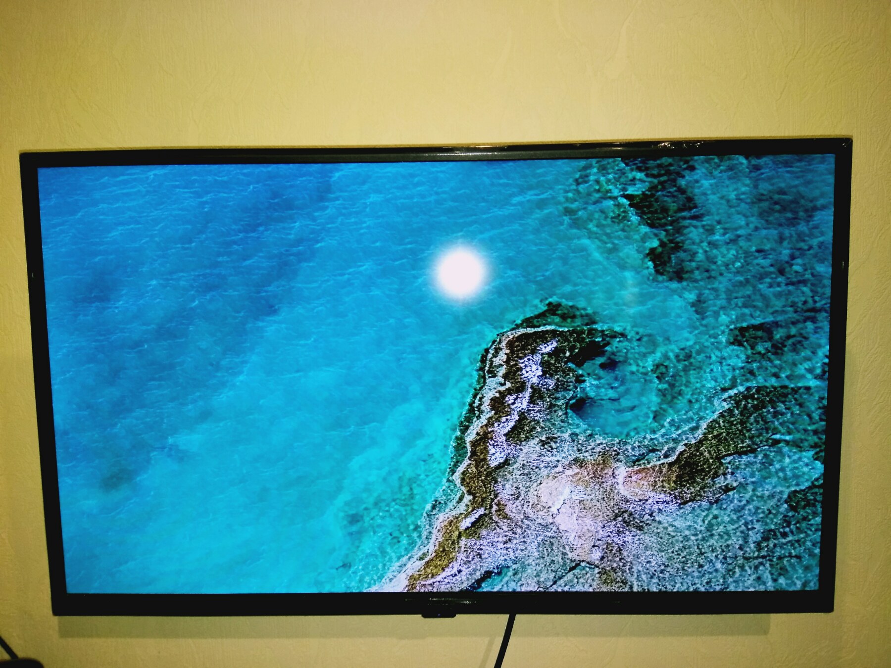 Видеообзор на LED телевизор 32" Витязь 32LF1210 Smart Обзоры пользователей