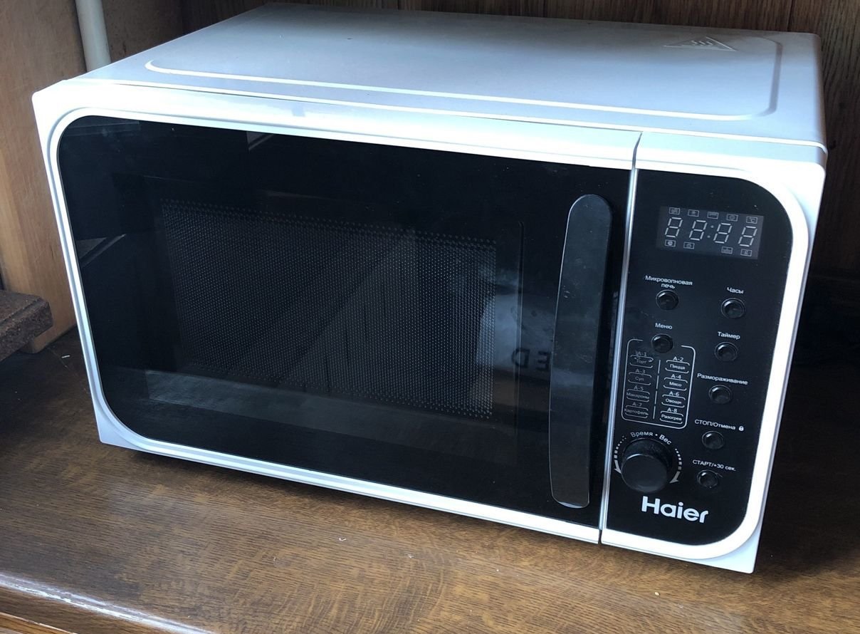 Обзор на микроволновую печь Haier HMX-DM218W Обзоры пользователей