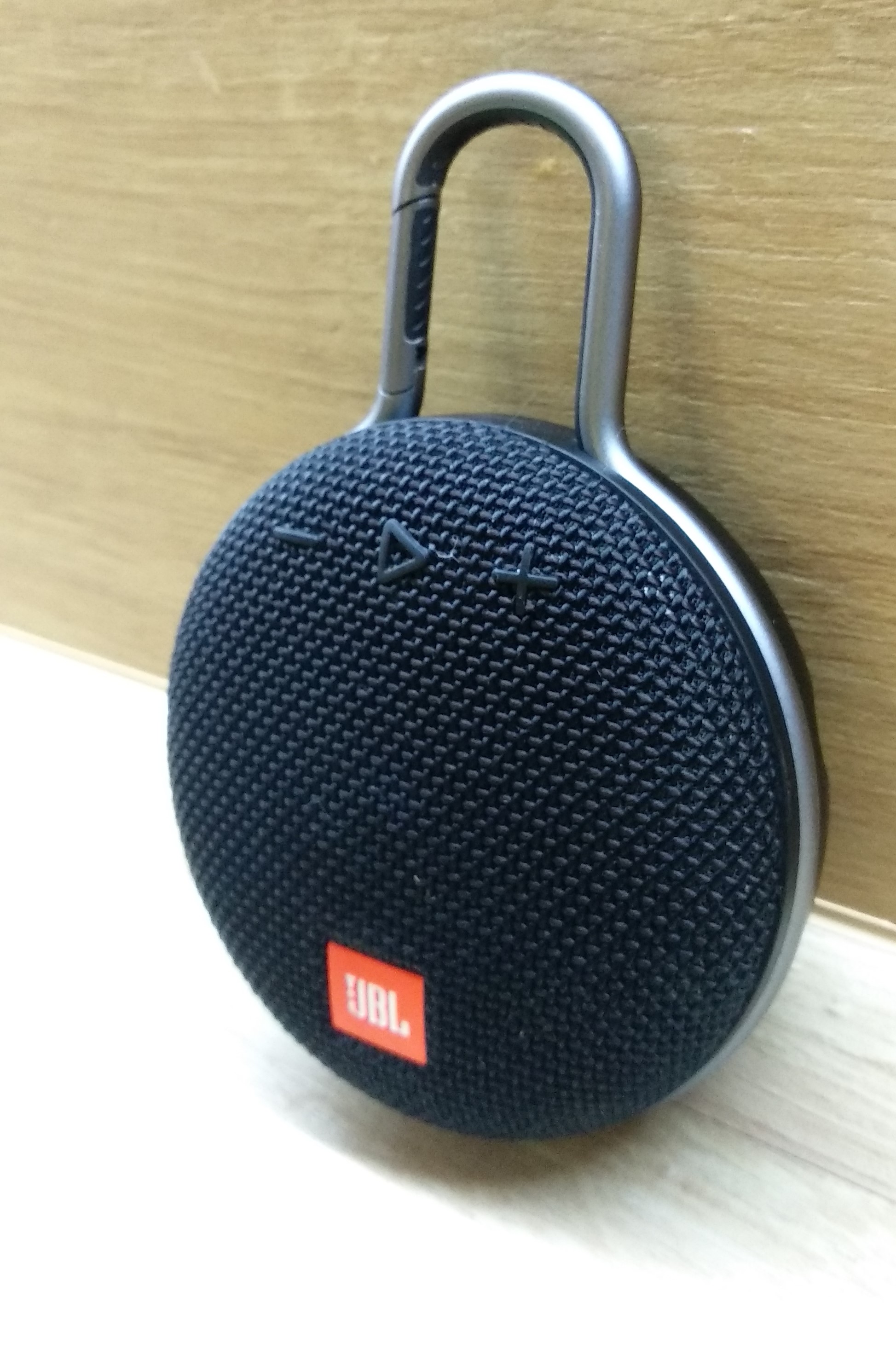 Характеристики колонки Jbl CLIP 3 Black (JBLCLIP3BLK): подробное  техническое описание CLIP 3 Black (JBLCLIP3BLK) - Эльдорадо