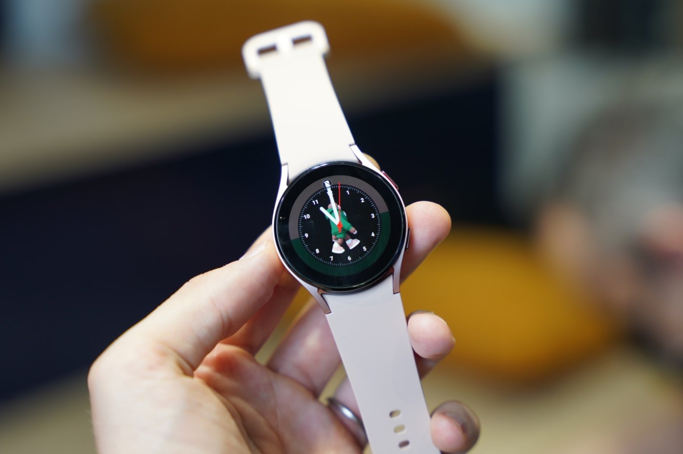 Смарт-часы Samsung Galaxy Watch 46 mm Silver купить в Москве в  интернет-магазине Эльдорадо