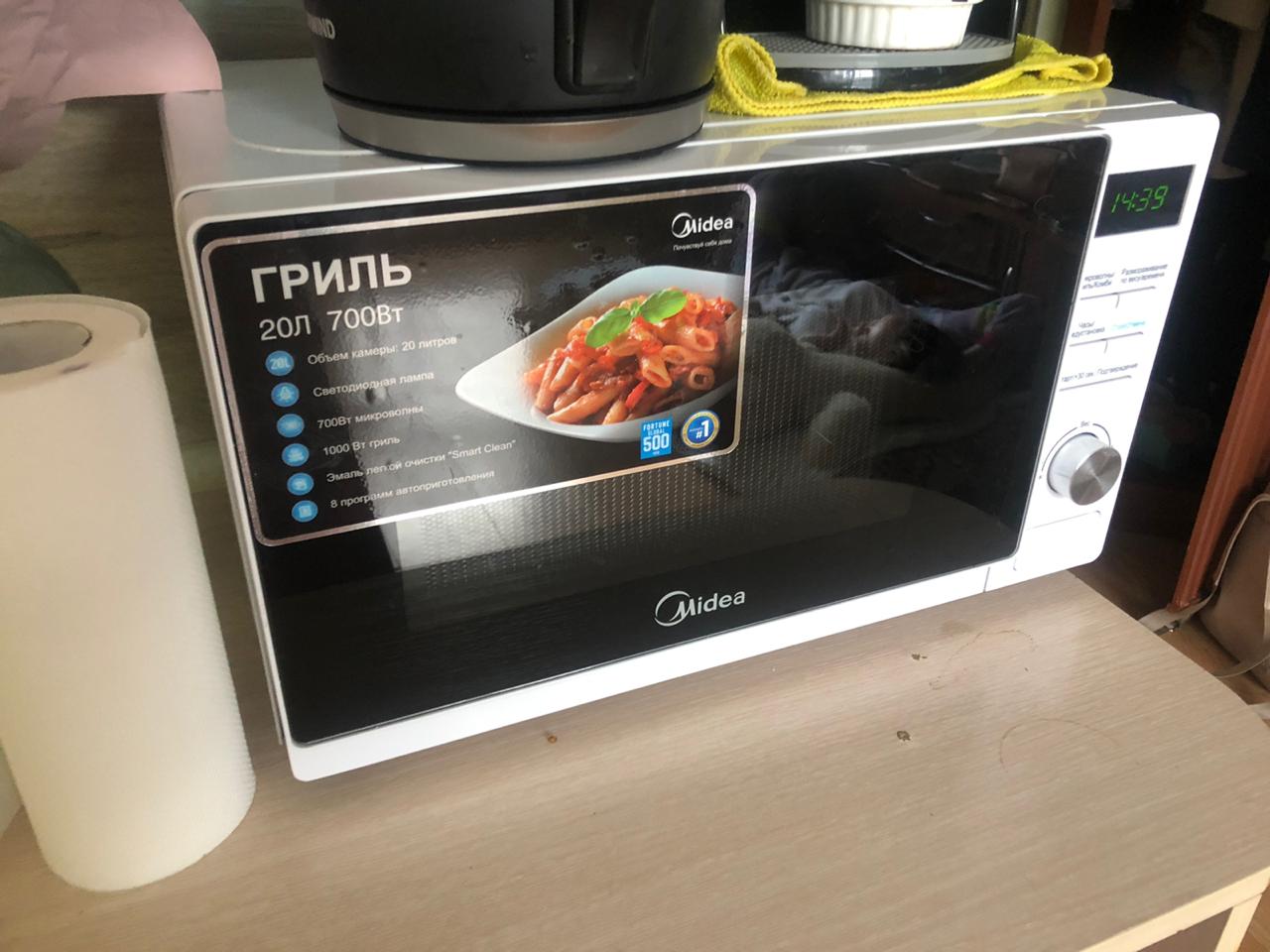 Микроволновая печь с грилем Midea AG720C4E-W Обзоры пользователей